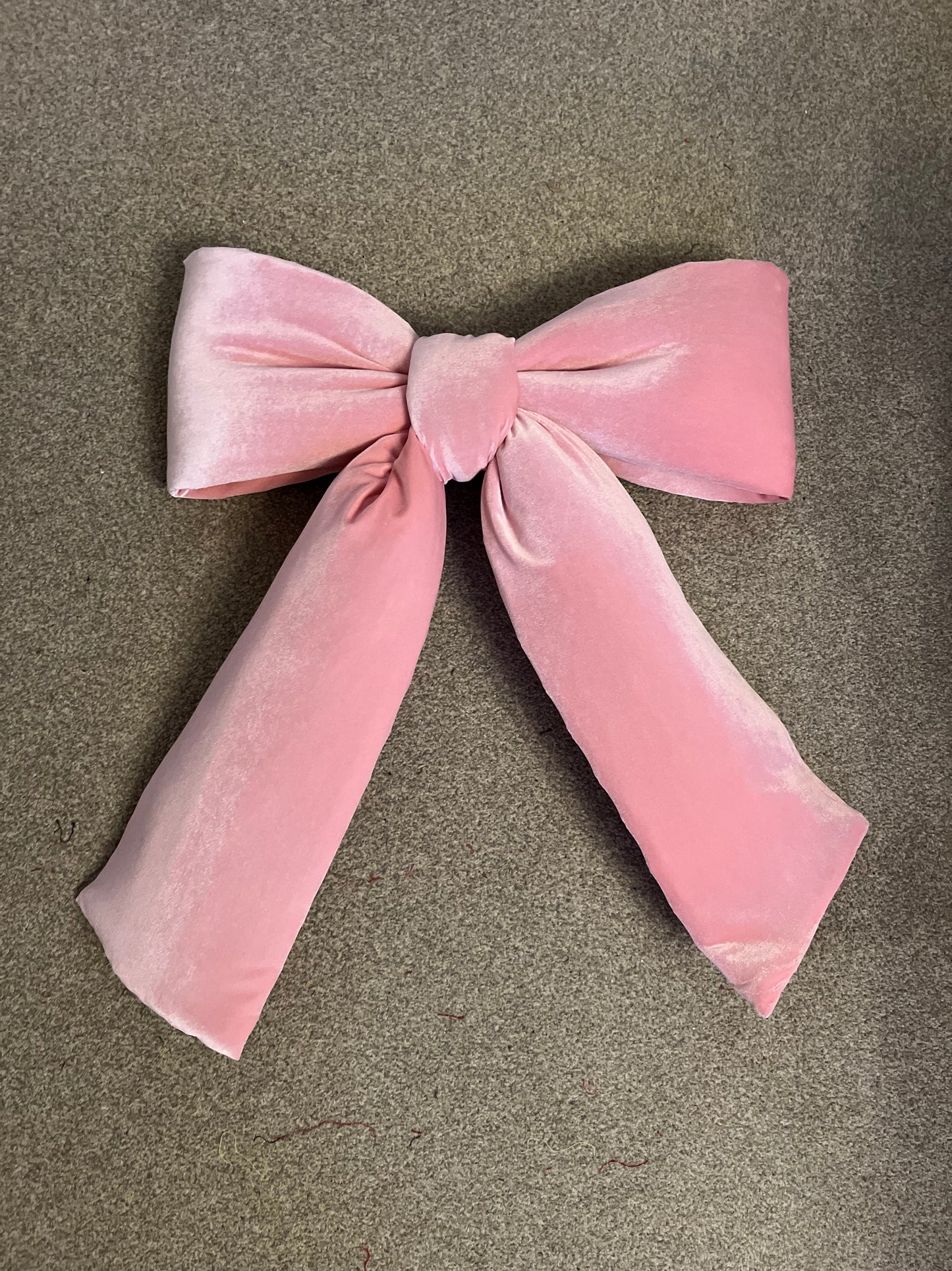 Baby Pink Velvet Door Bow