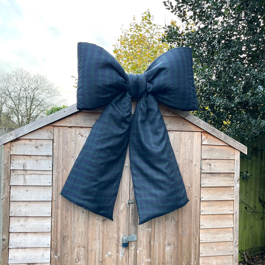 Black Watch Giant Bow