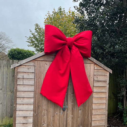 Red Giant Bow