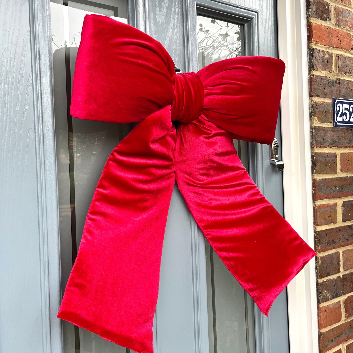 Red Velvet Door Bow