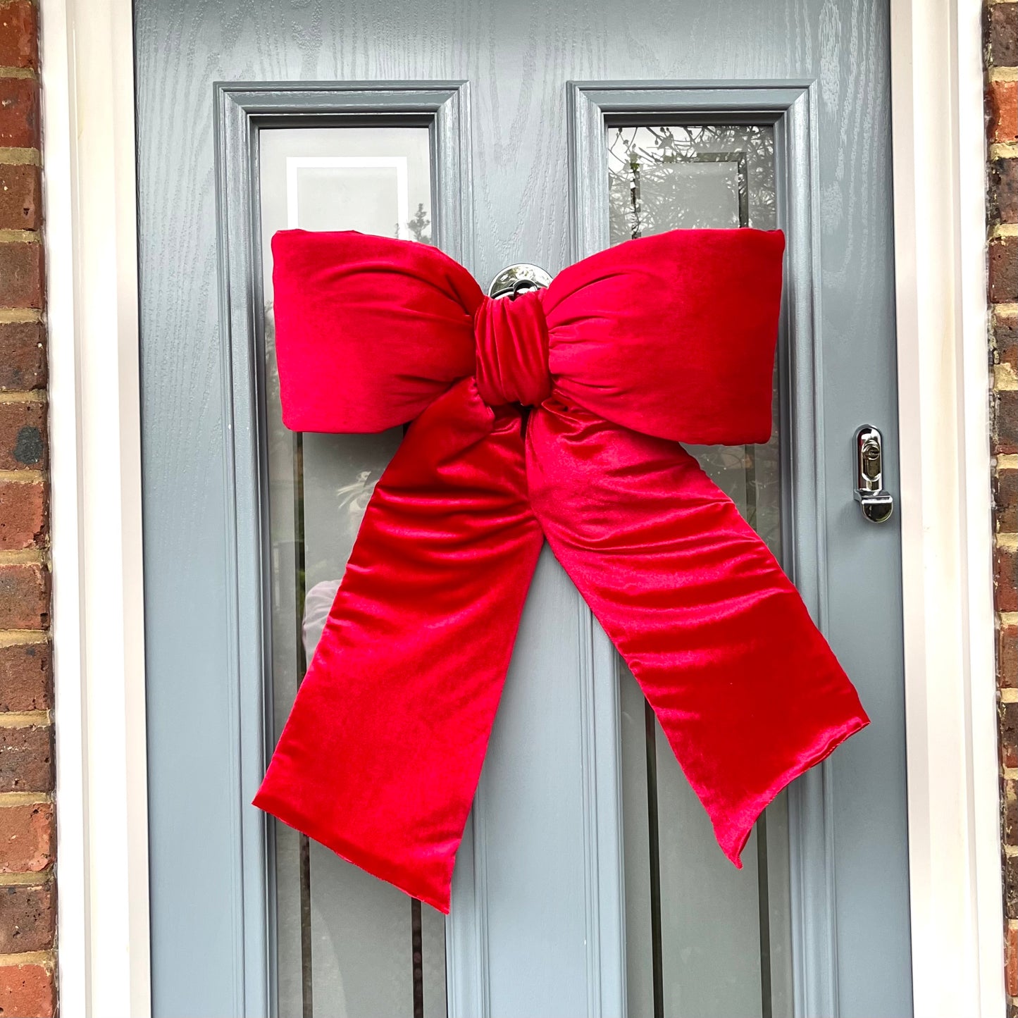 Red Velvet Door Bow